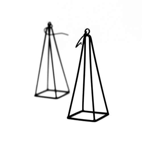 Black Pyramid Earrings - Wynwood Shop