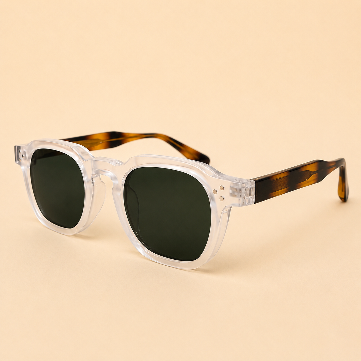 Les lunettes de soleil ovales sans cadre