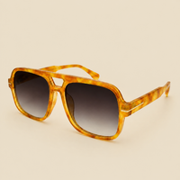 Las gafas de sol estilo Rock &amp; Roll Cat