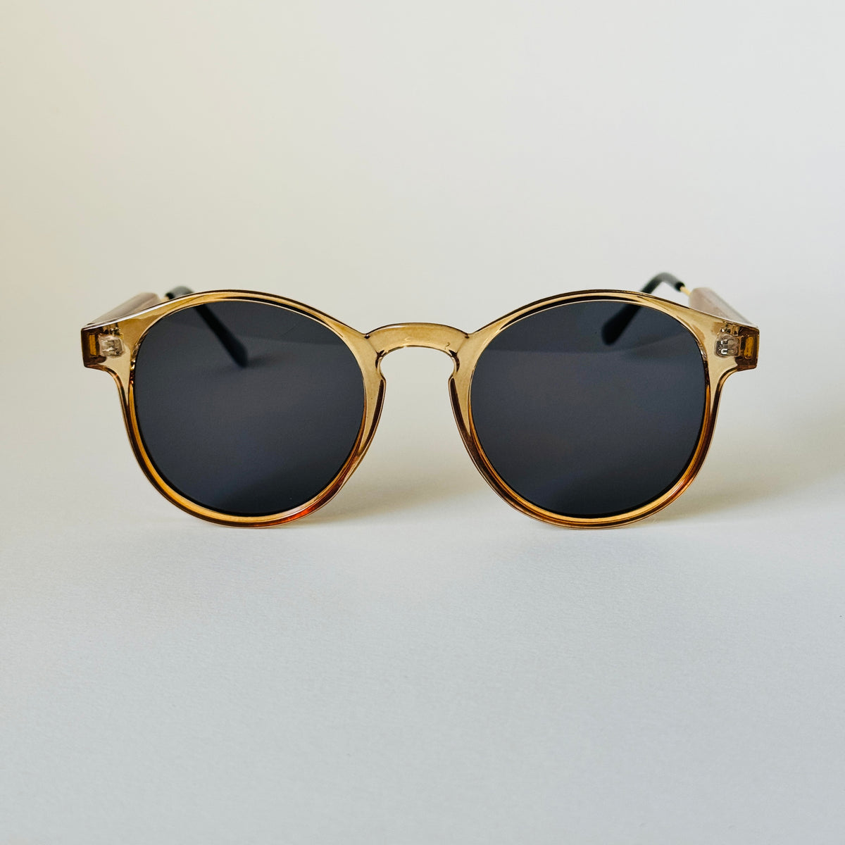 The Miami Classic light brown Sunglasses - Wynwood Shop