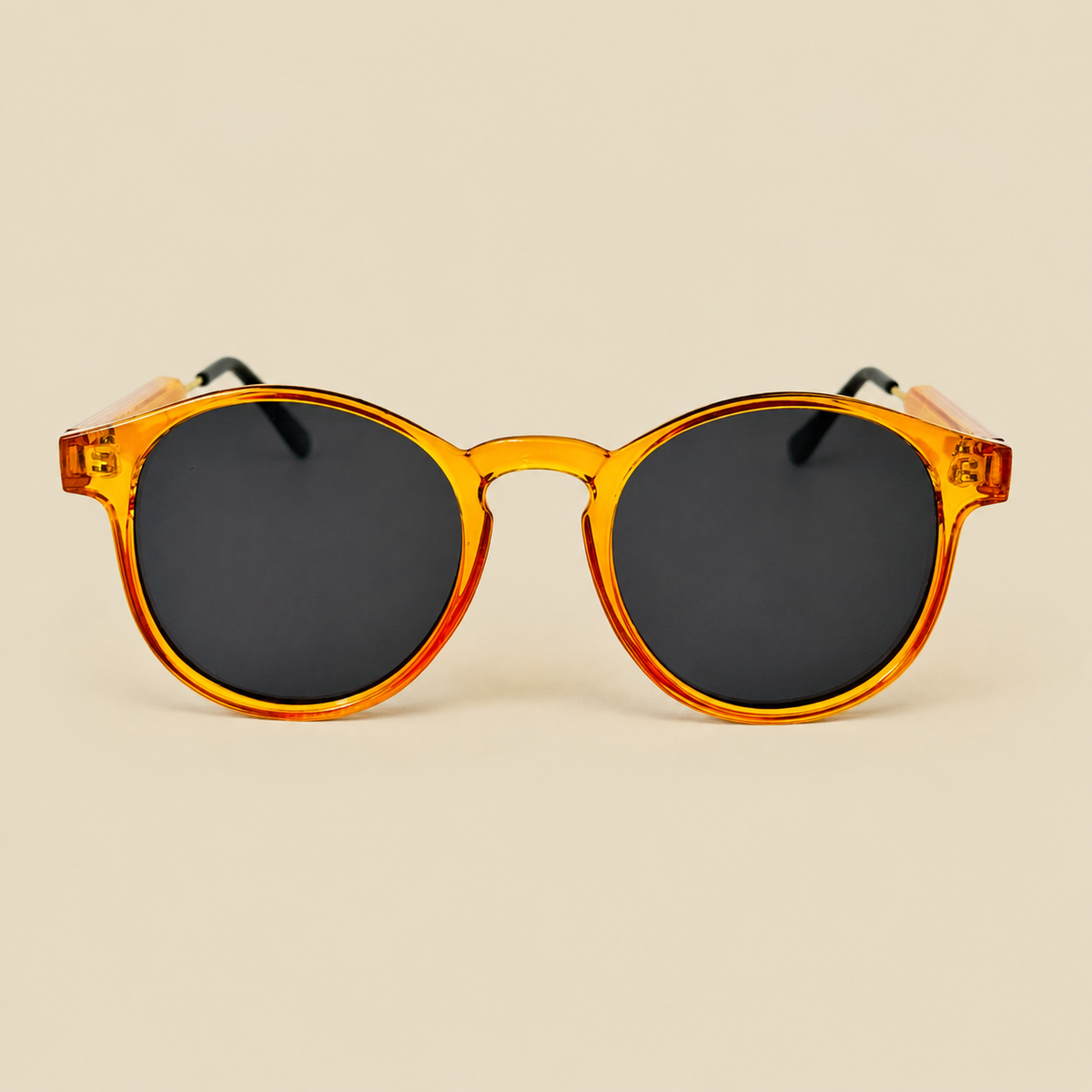 Las gafas de sol clásicas amarillas de Miami